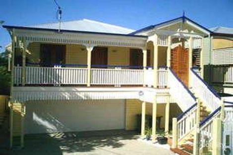 62 Raven St, Camp Hill, QLD 4152