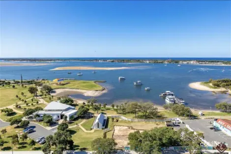 114 Marine Pde, Southport, QLD 4215