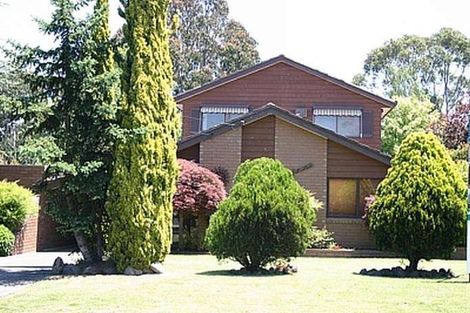 Property photo of 8 Worcester Road Gisborne VIC 3437