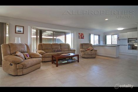 Property photo of 83 Shelduck Place Calamvale QLD 4116