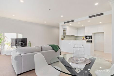 Property photo of 1/25 Bellavista Drive Avondale Heights VIC 3034