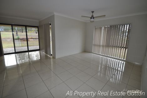 Property photo of 35 Stephenson Crescent Kensington Grove QLD 4341