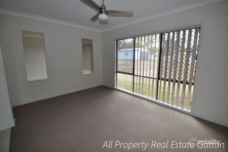 Property photo of 35 Stephenson Crescent Kensington Grove QLD 4341