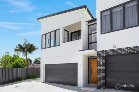 4/25 Chipilly Ave, Engadine, NSW 2233