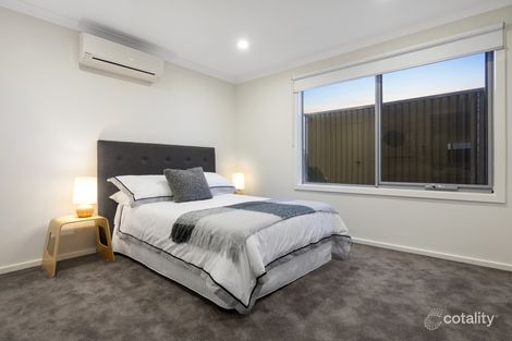 Property photo of 1D Thomas Carr Drive Tarneit VIC 3029
