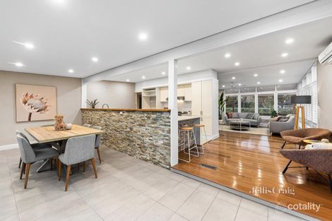 Property photo of 27 Lee-Ann Crescent Croydon VIC 3136