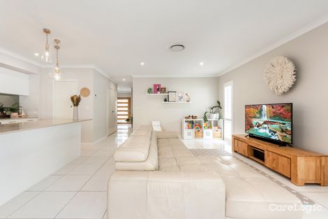 Property photo of 2 Poppy Place The Gap QLD 4061