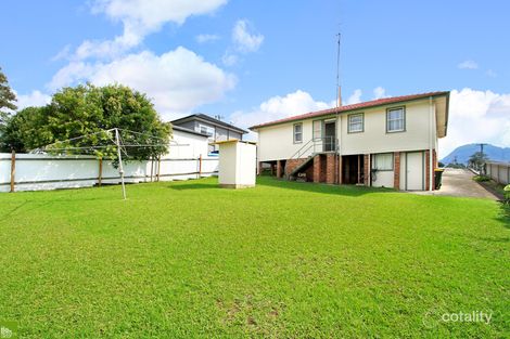 Property photo of 7 Beveles Avenue Unanderra NSW 2526
