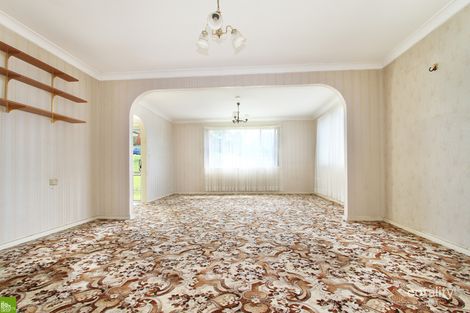Property photo of 7 Beveles Avenue Unanderra NSW 2526