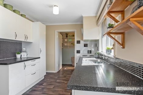 Property photo of 20 Hall Road Roleystone WA 6111