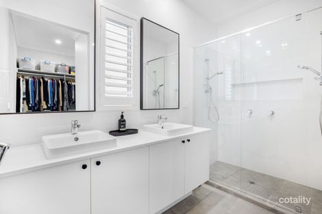 Property photo of 9 Eagle Ridge Gisborne VIC 3437