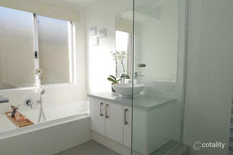 Property photo of 5 Rocky Road Wandi WA 6167