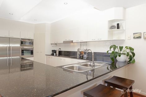 Property photo of 2/110 Nobby Parade Miami QLD 4220