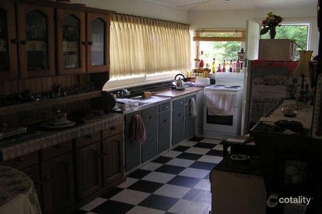 Property photo of 22 Talinga Avenue Point Clare NSW 2250