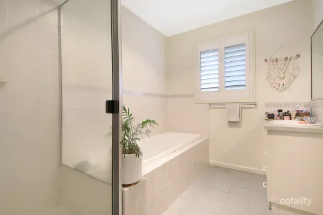 Property photo of 1/21 Ford Street Beechworth VIC 3747