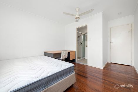 Property photo of 43 Macadamia Street Macgregor QLD 4109