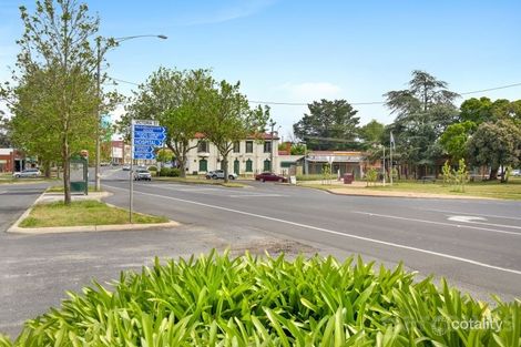 Property photo of 32 Albert Street Creswick VIC 3363