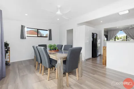 Property photo of 43 Second Avenue Rutherford NSW 2320