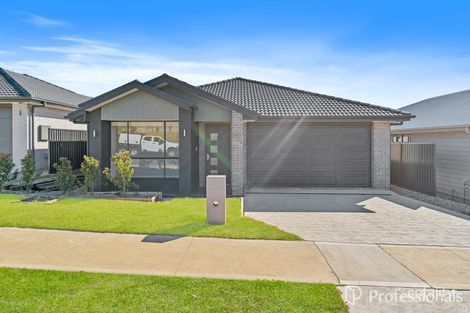 20 Walter St, Thirlmere, NSW 2572