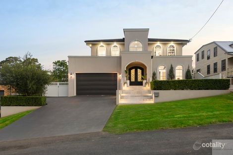 4 Cowper St, Picton, NSW 2571