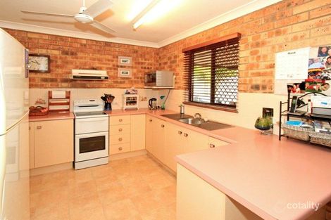Property photo of 19 Kingfisher Parade Norman Gardens QLD 4701