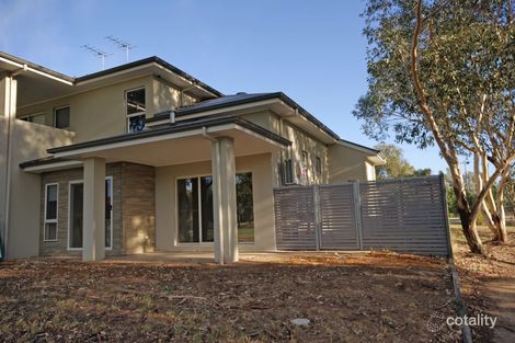 Property photo of 33 Evesham Place Thurgoona NSW 2640