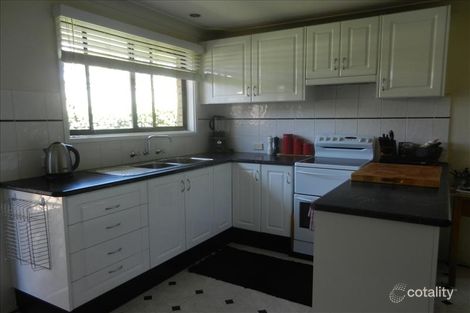 Property photo of 4 Muller Place Singleton Heights NSW 2330
