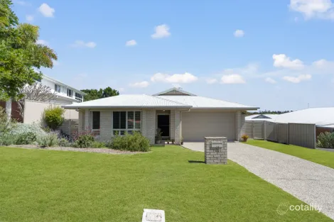 Property photo of 7 Suffolk Parade Pottsville NSW 2489