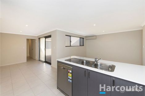 Property photo of 17 Tamarind Lane Halls Head WA 6210