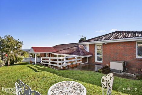 Property photo of 4 Deepdale Grove Mooroolbark VIC 3138