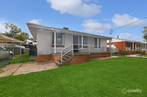 Property photo of 9 Purcell Drive Narrabri NSW 2390