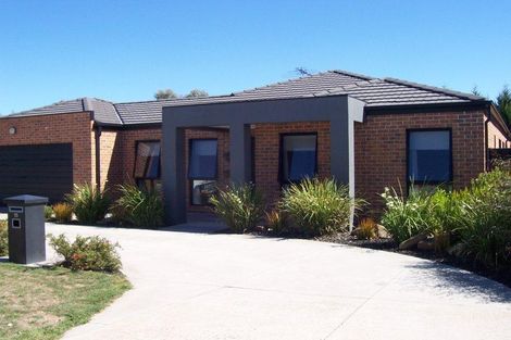 15 Sunline Ct, Ballan, VIC 3342