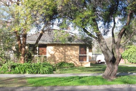 18 Brentwood Dr, Glen Waverley, VIC 3150