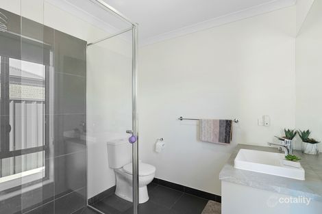 Property photo of 15 Rivertown Grove Cobram VIC 3644