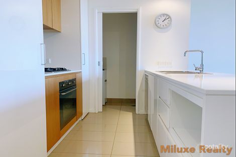 Property photo of 215/2 Saunders Close Macquarie Park NSW 2113