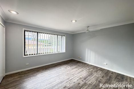 Property photo of 37 Yeovil Drive Bomaderry NSW 2541