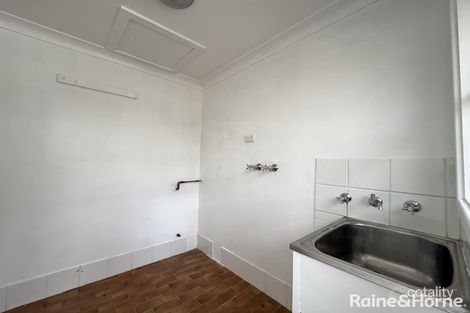 Property photo of 37 Yeovil Drive Bomaderry NSW 2541