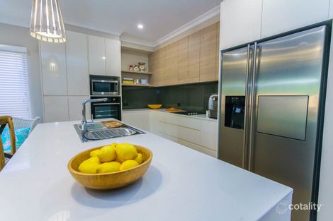 Property photo of 8 Edge Court Manoora QLD 4870