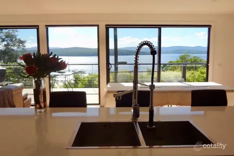 Property photo of 49 Karbeethong Road Mallacoota VIC 3892
