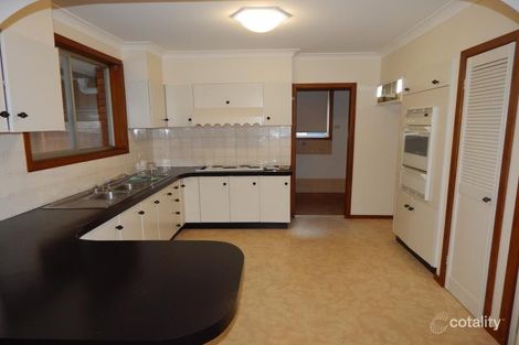 Property photo of 10 Nathan Close Metford NSW 2323