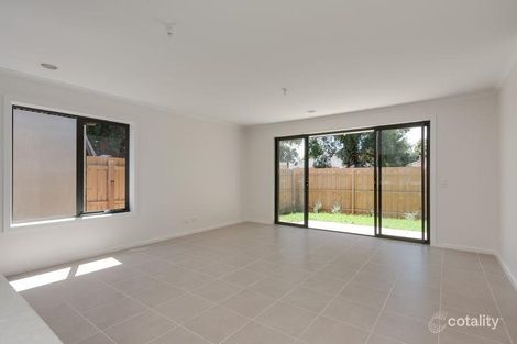 Property photo of 2/32 Macmeikan Street Whittlesea VIC 3757