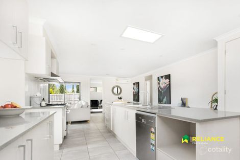 Property photo of 28 Silverbay Avenue Point Cook VIC 3030