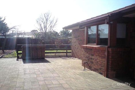 Property photo of 4 Kimberley Road Werribee VIC 3030