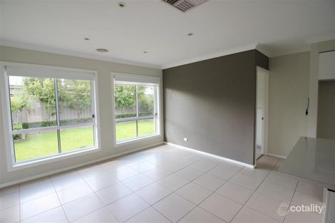 Property photo of 2/7 Clarence Place Tatton NSW 2650