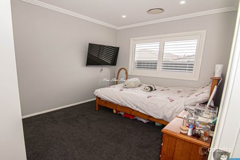 Property photo of 5 Petre Close Middleton Grange NSW 2171