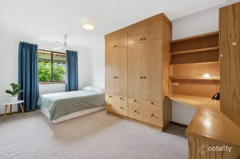 Property photo of 8 Monaco Circuit Aberfoyle Park SA 5159