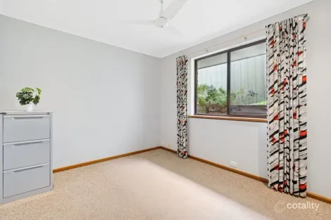 Property photo of 8 Monaco Circuit Aberfoyle Park SA 5159