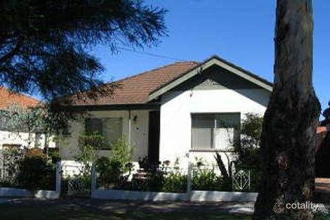 12 Waratah St, Canterbury, NSW 2193