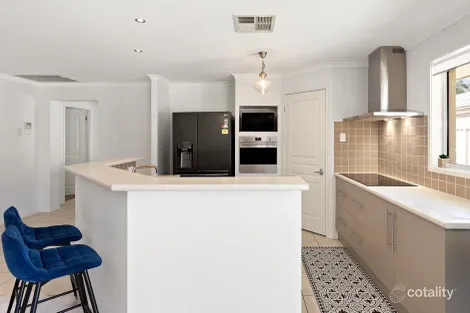 Property photo of 4 Styles Close Fletcher NSW 2287