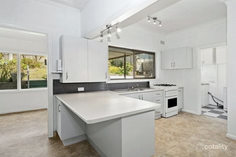 Property photo of 10 Karbo Street Figtree NSW 2525
